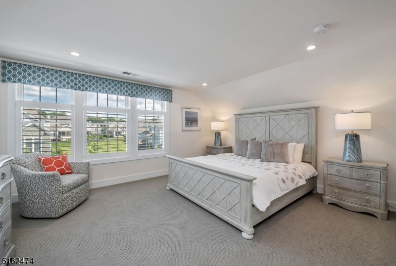 Reserve at Franklin Lakes - Residential