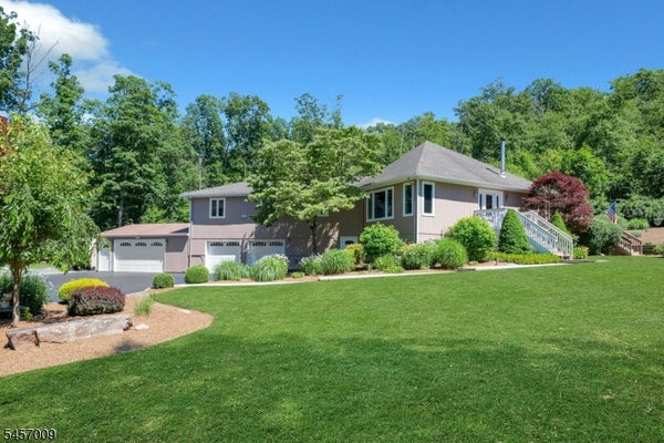 1034 GREEN POND RD, NEWFOUNDLAND, NJ 07435 - Image 09fe2a8efcf39aa20dbca6122b19bbd5/1786789234
