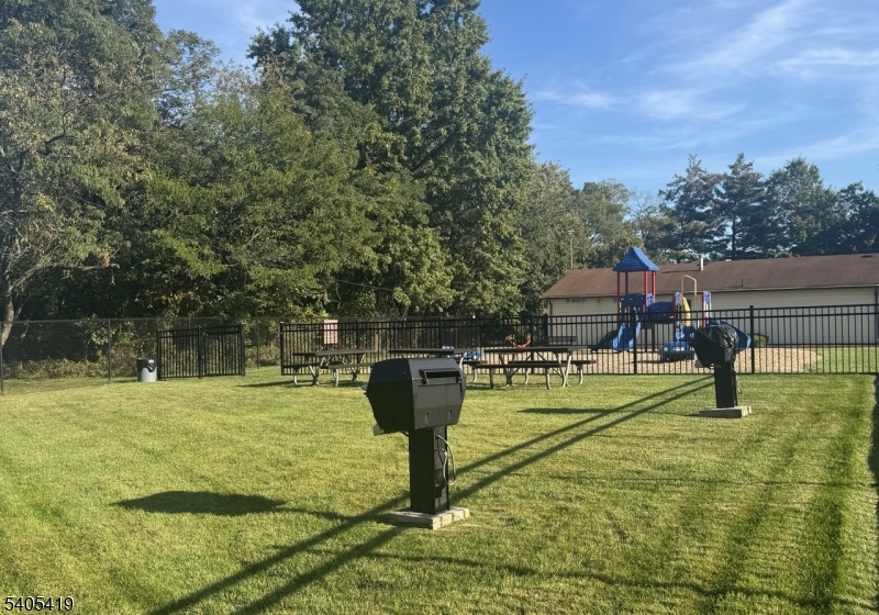 Wyndmoor - Residential