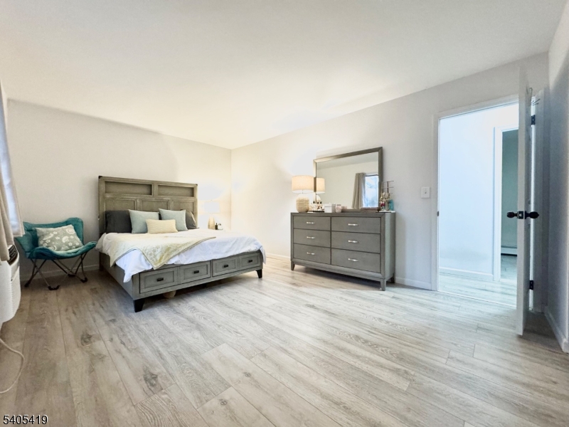 Wyndmoor - Residential