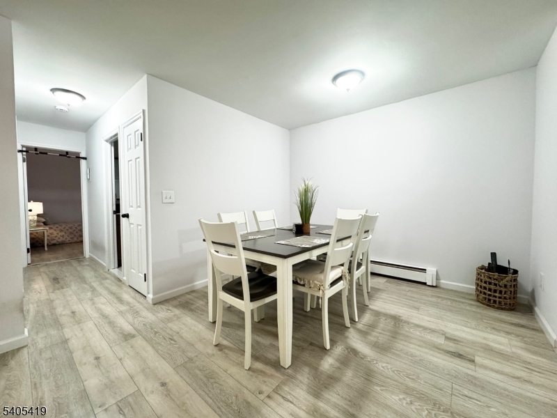 Wyndmoor - Residential