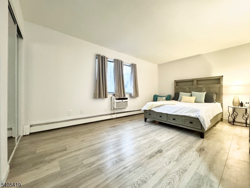 Wyndmoor - Residential