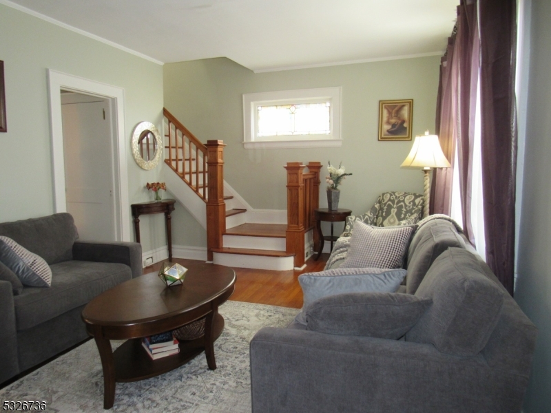 Newark City, New Jersey 07106, United States, 4 Bedrooms Bedrooms, ,2 BathroomsBathrooms,Residential,Pending,29685