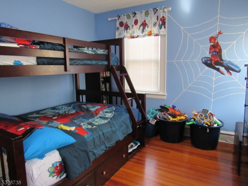 Newark City, New Jersey 07106, United States, 4 Bedrooms Bedrooms, ,2 BathroomsBathrooms,Residential,Pending,29685