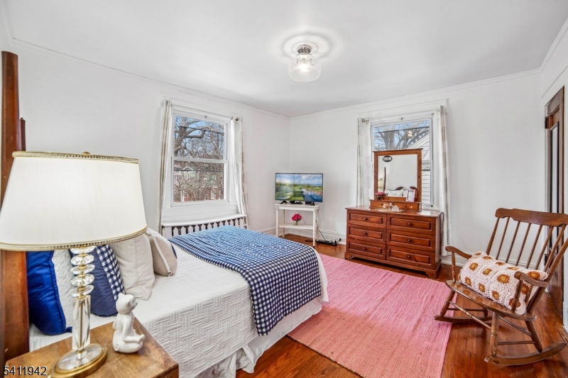 Tuxedo Park - Residential