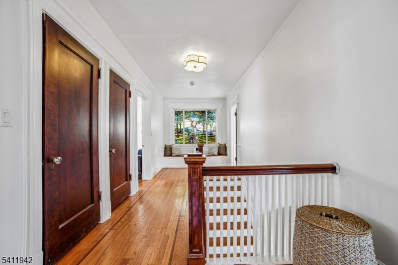 Tuxedo Park - Residential