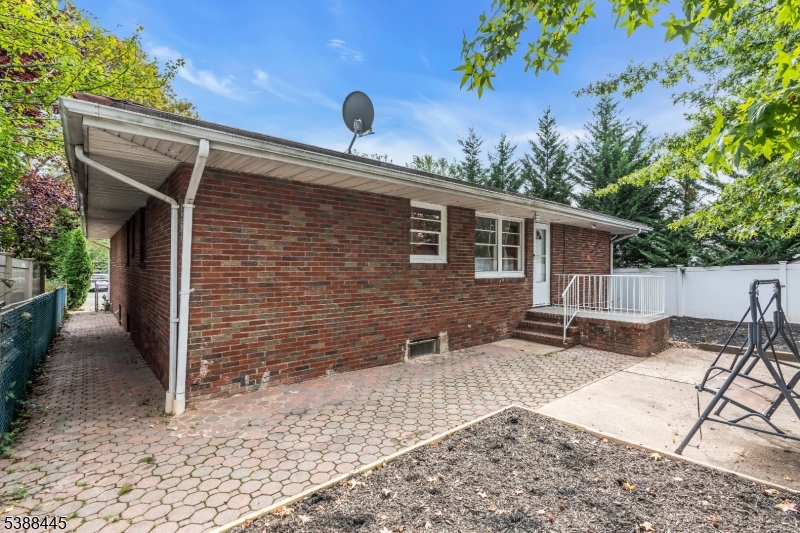 Noe Estate - Residential