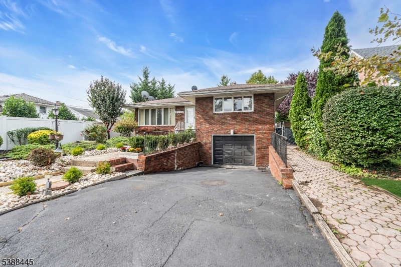 Noe Estate - Residential