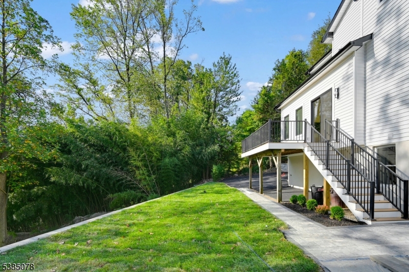 Hillside - Residential