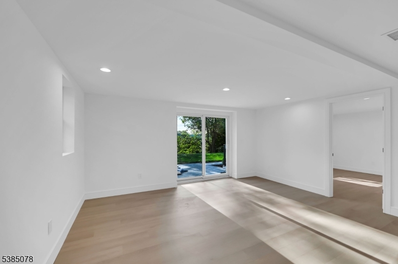 Hillside - Residential