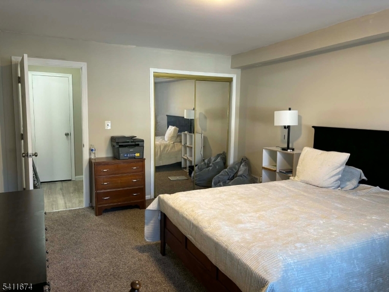 Beverly Hill Terrace Condom - Residential Lease