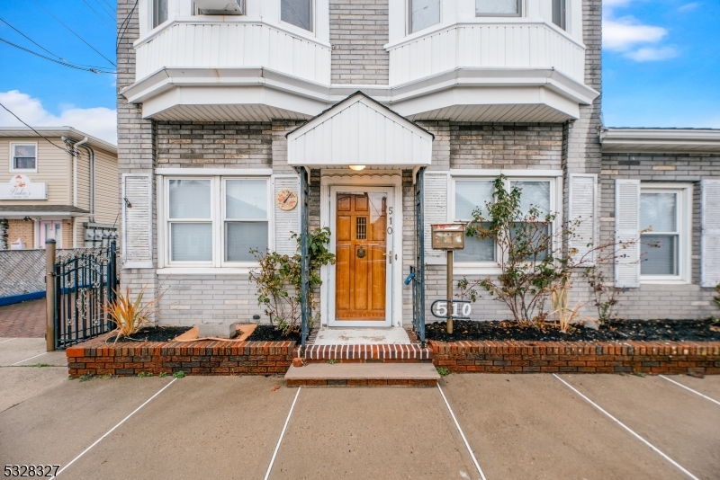 510 WASHINGTON AVE APT 1 1