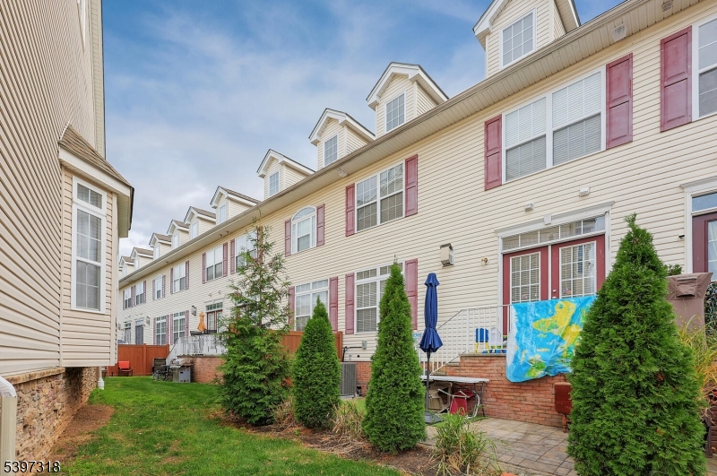 Riverwalk at Rahway - Residential