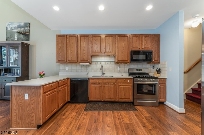 FLEMINGTON FIELDS - Residential