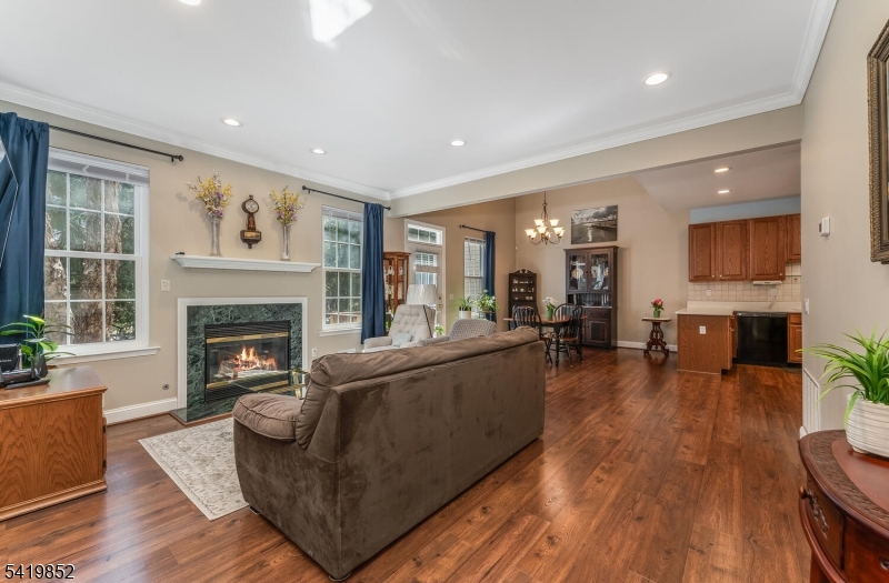 FLEMINGTON FIELDS - Residential