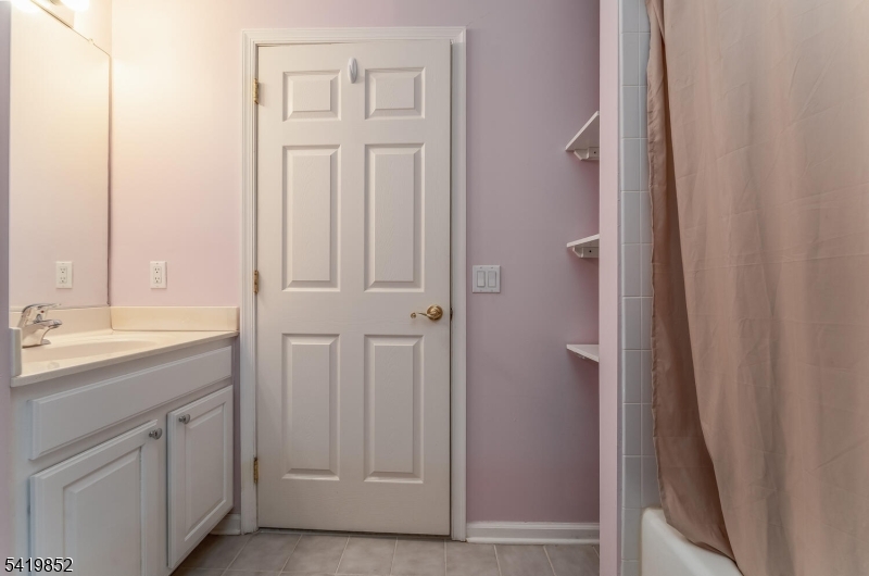 FLEMINGTON FIELDS - Residential