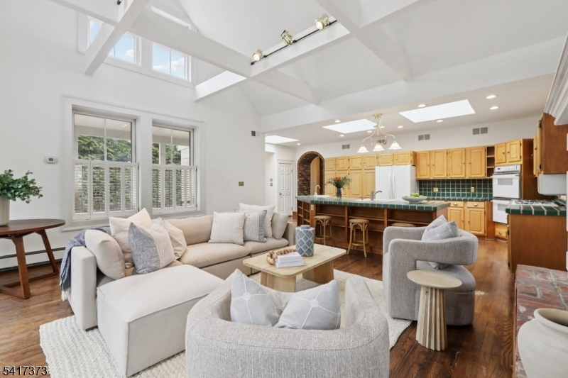 Short Hills Park - Residential