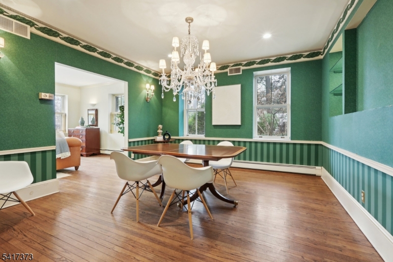 Short Hills Park - Residential