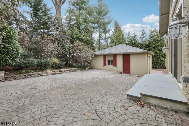 Short Hills Park - Residential