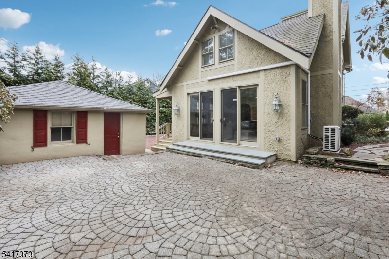 Short Hills Park - Residential