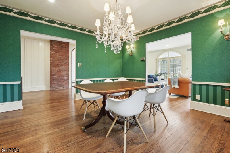 Short Hills Park - Residential