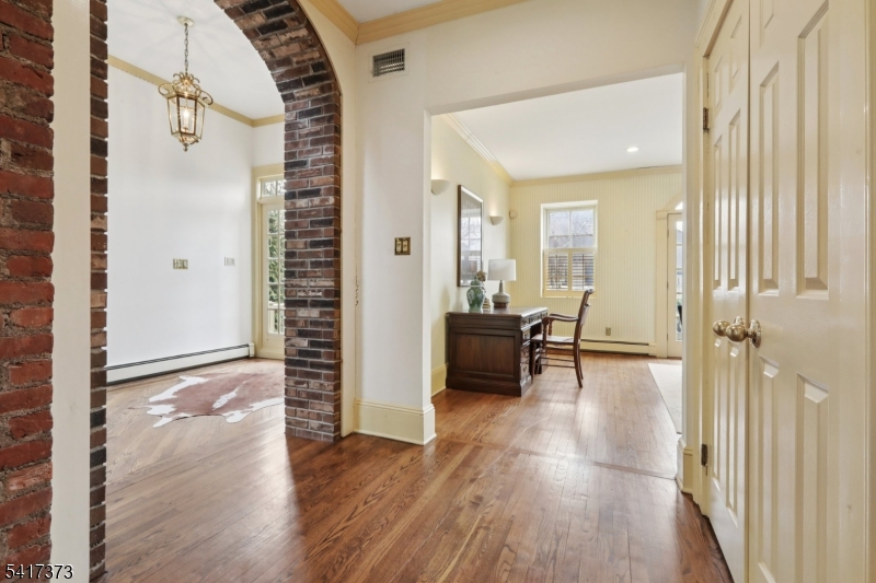 Short Hills Park - Residential