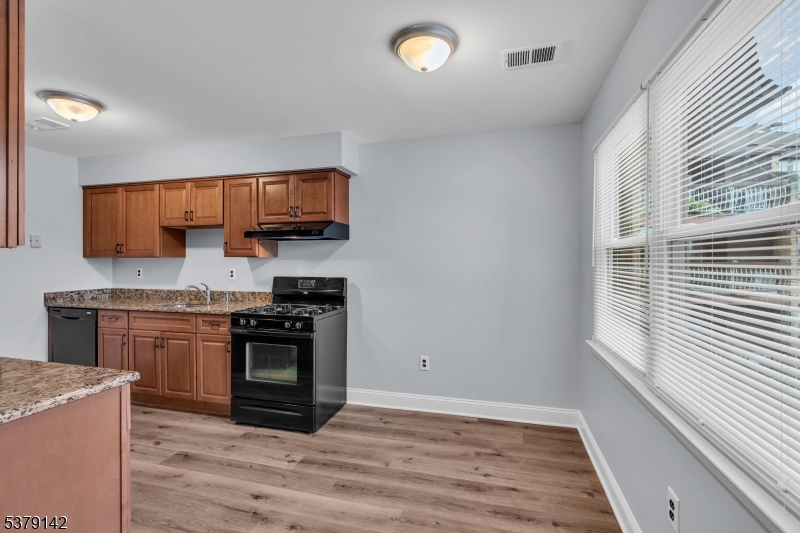 Edison Hollow South Condos - Residential