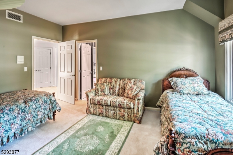 Mendham Lake Estates - Residential