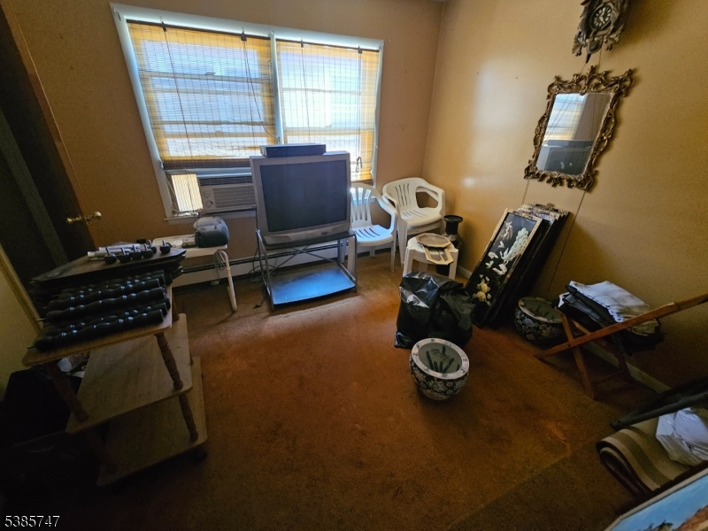 BERGEN LAFAYETTE - Residential