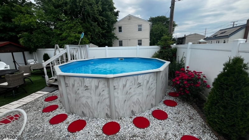 Hill Crest - Residential