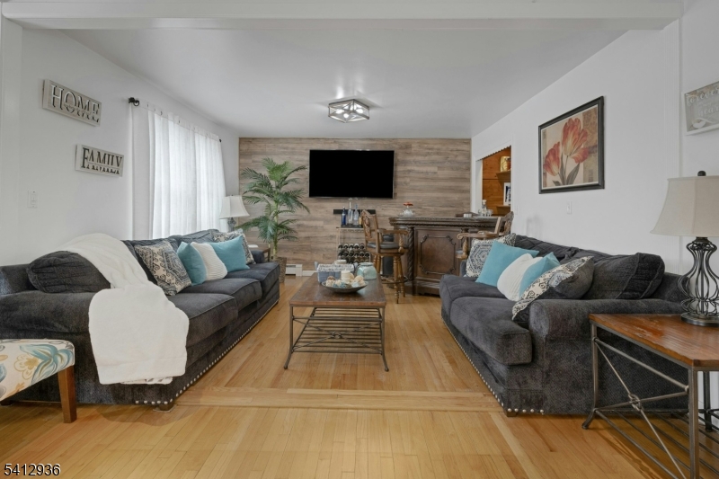 Hill Crest - Residential