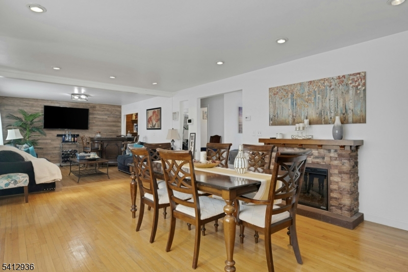 Hill Crest - Residential