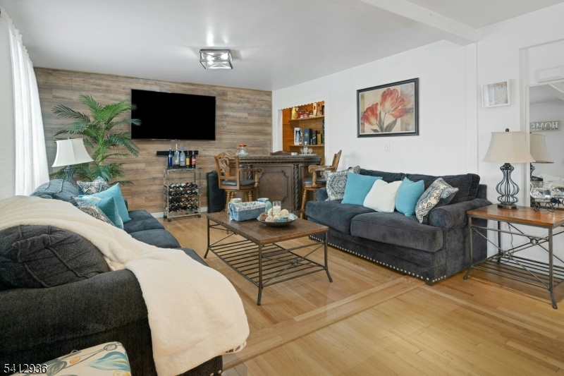 Hill Crest - Residential