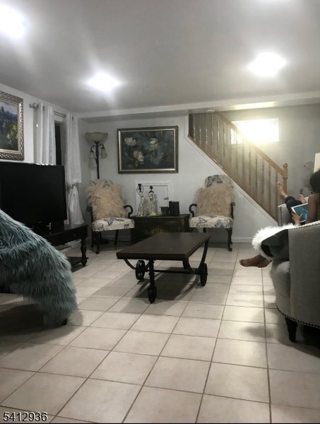 Hill Crest - Residential