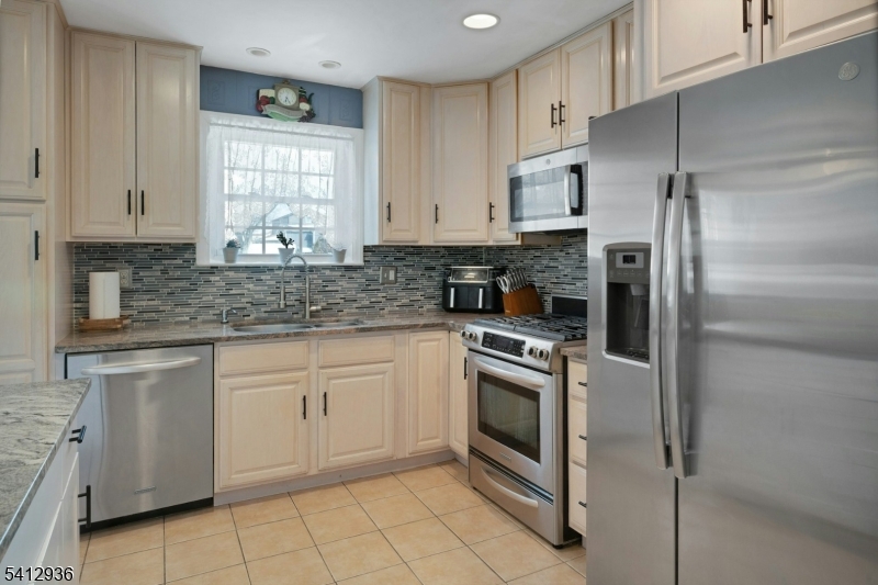 Hill Crest - Residential