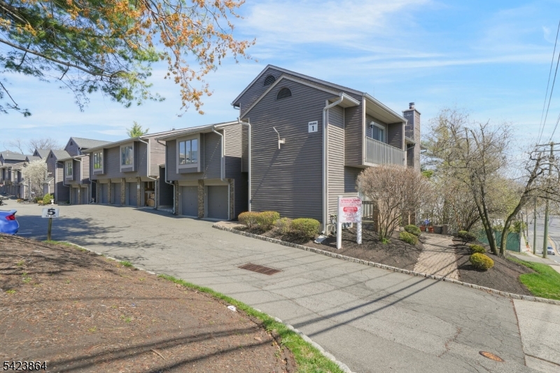 Meadow Ridge Condo - Residential