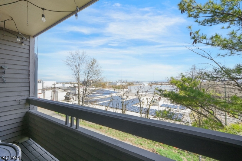 Meadow Ridge Condo - Residential