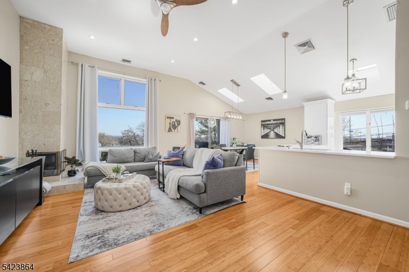 Meadow Ridge Condo - Residential