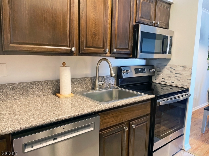 Cedarbrook - Residential