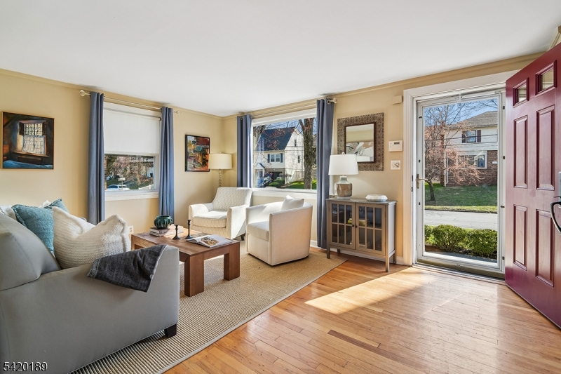 Briant Park - Residential