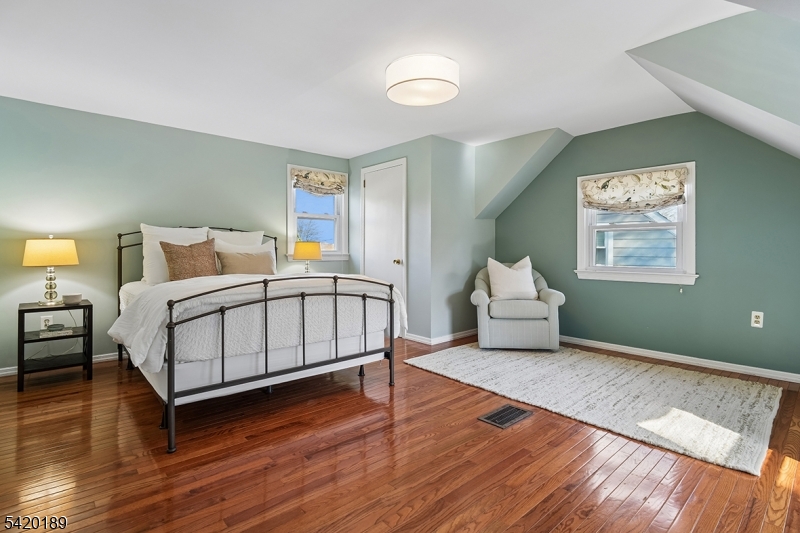 Briant Park - Residential