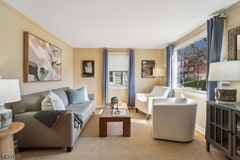 Briant Park - Residential