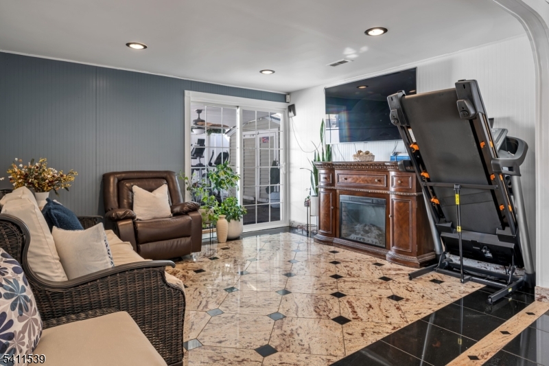 Hillcrest - Residential