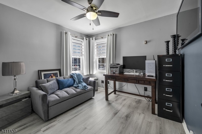 Hillcrest - Residential