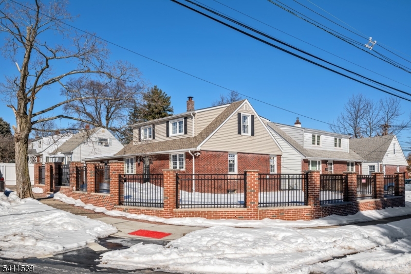 Hillcrest - Residential