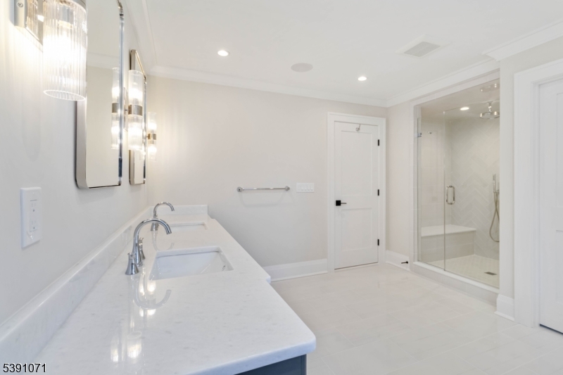 Upper Washington Avenue - Residential