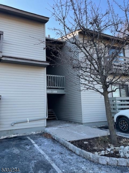 Glen Gardner Boro, New Jersey 08826, United States, 2 Bedrooms Bedrooms, ,6 BathroomsBathrooms,Residential,Active,10409