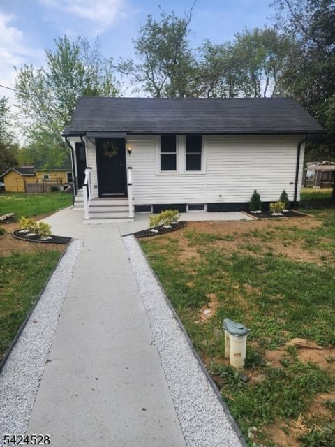 MLS: 4020901