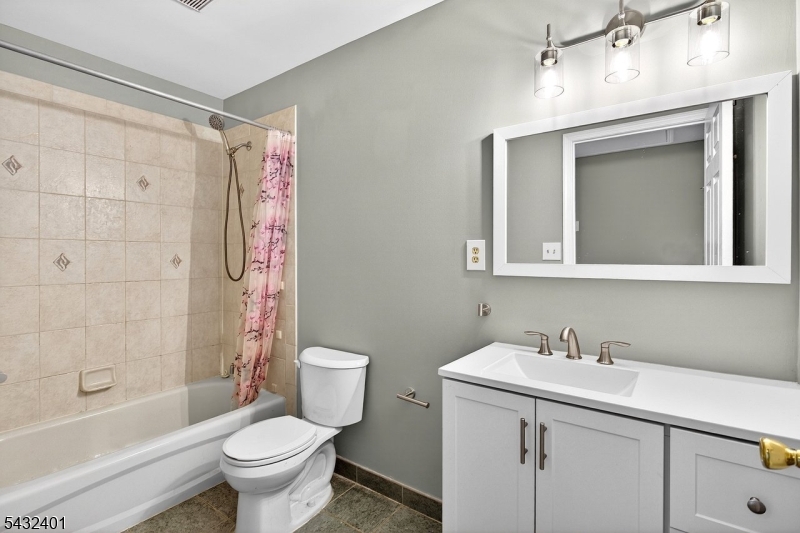 Courtland - Residential