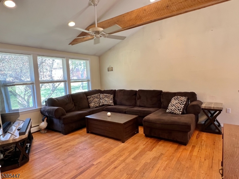 Mansfield Twp., New Jersey 07865, United States, 4 Bedrooms Bedrooms, ,2 BathroomsBathrooms,Residential,Pending,213065